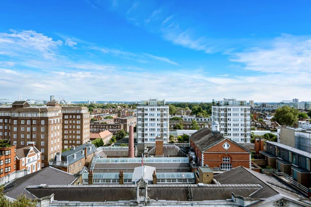 Stunning Flat On King's Road, Chelsea With Balcony Apartment London