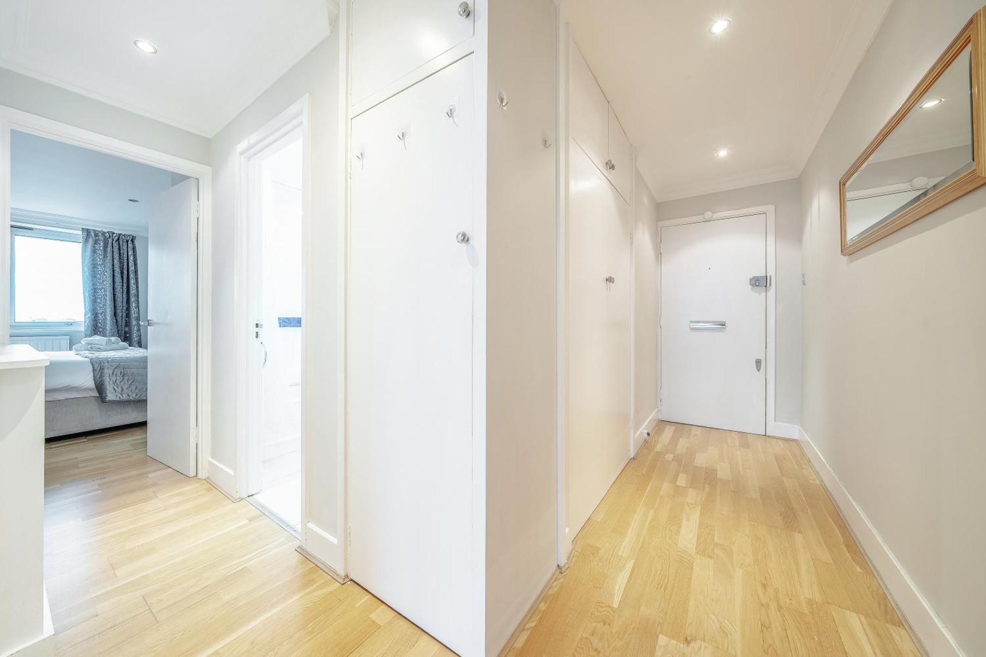 Apartment Stunning Flat On King's Road, Chelsea With Balcony London