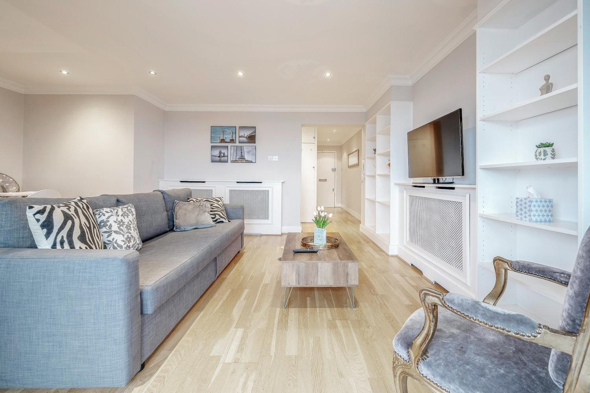 Stunning Flat On King's Road, Chelsea With Balcony * London